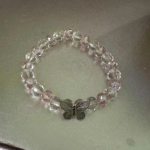 Cute crystalish beaded bracelet